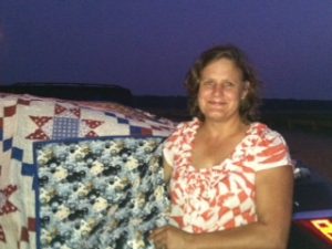 Quilt raffle winner Lori Shea of Columbus, NJ